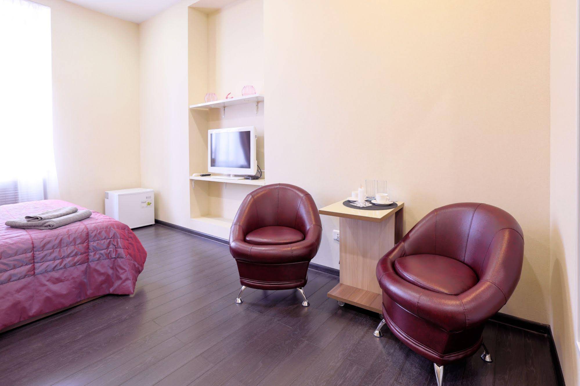 VladStar Inn Hostel