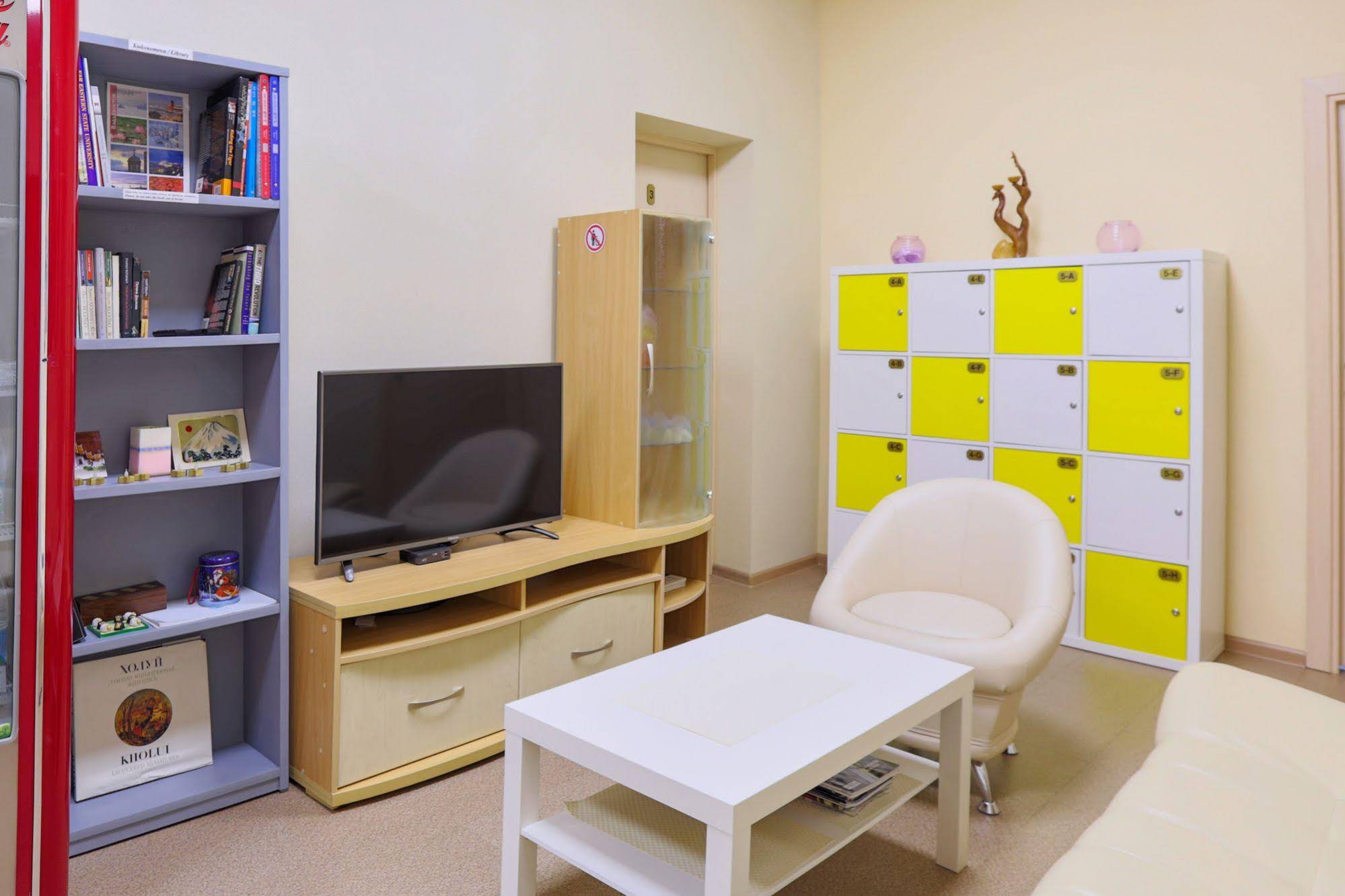 VladStar Inn Hostel