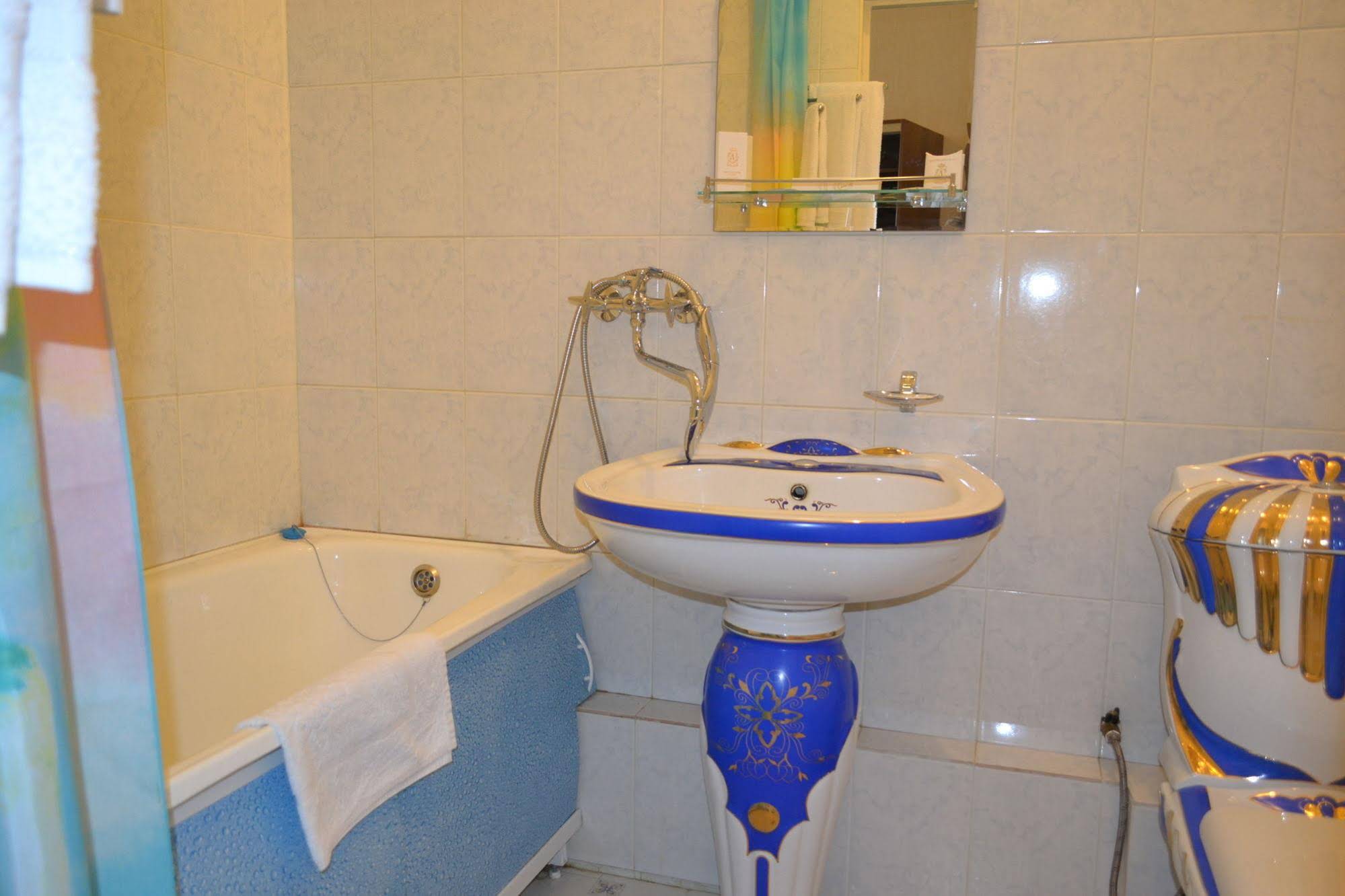 Yakhont Hotel