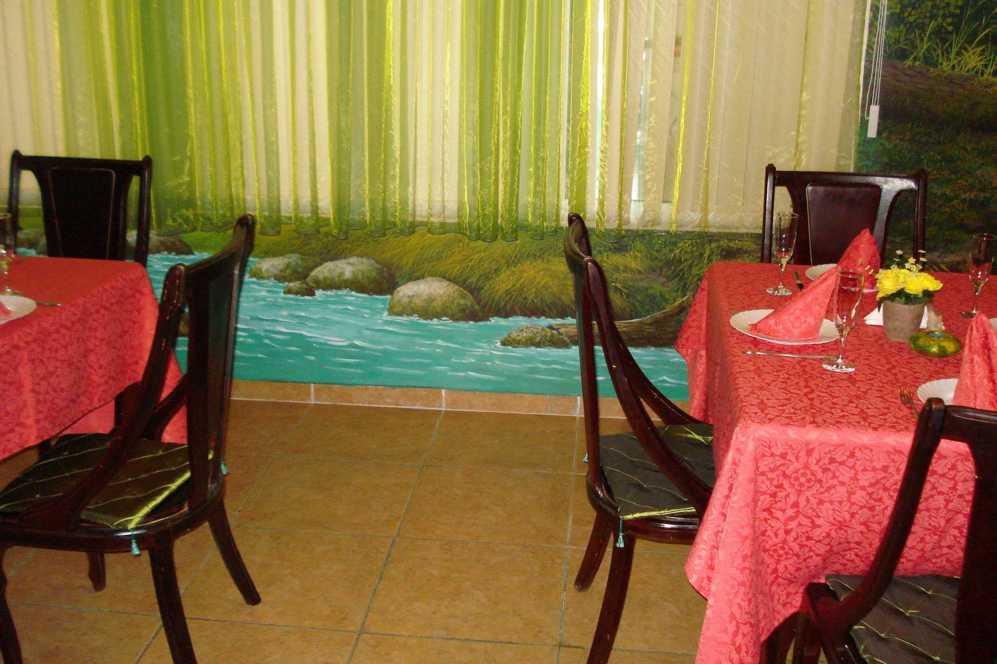 Yakhont Hotel