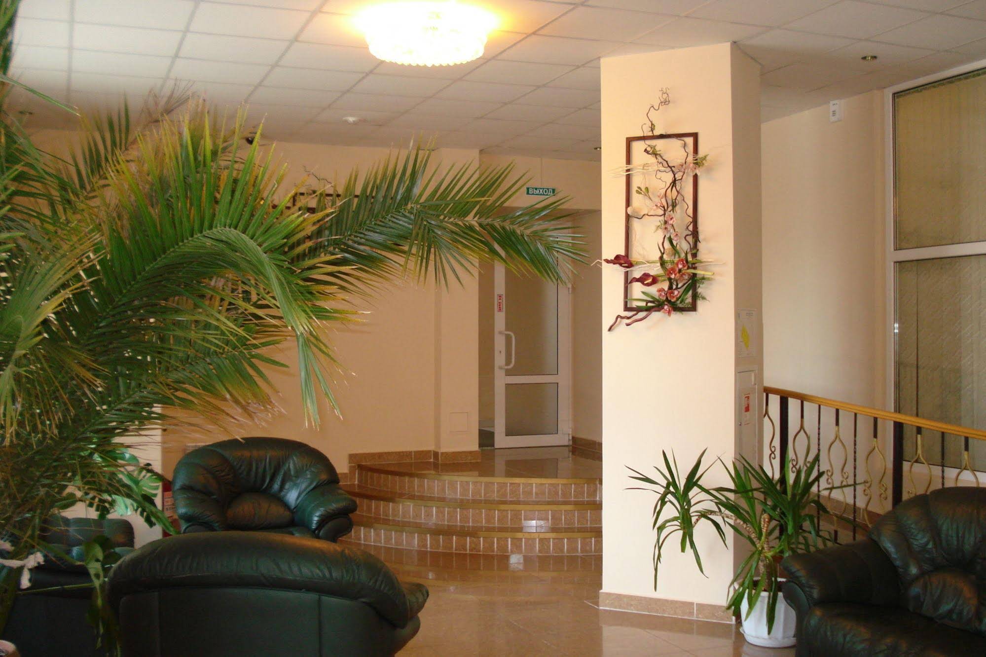 Yakhont Hotel