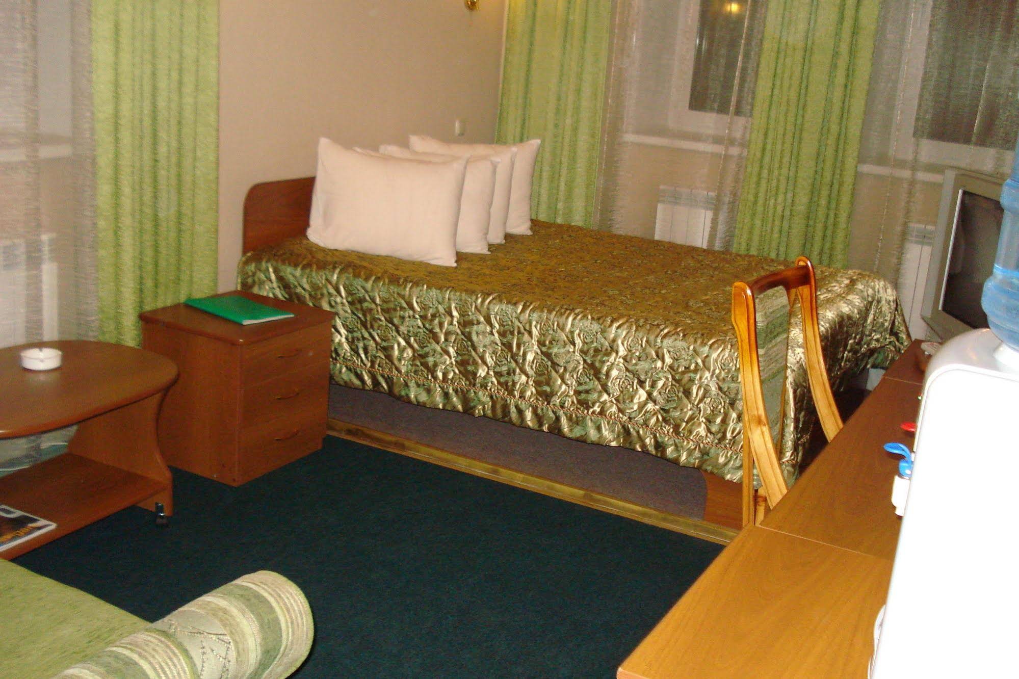 Yakhont Hotel