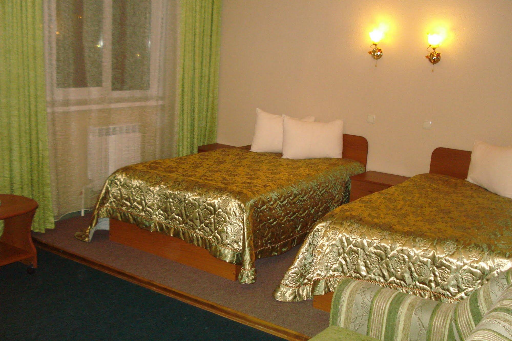 Yakhont Hotel
