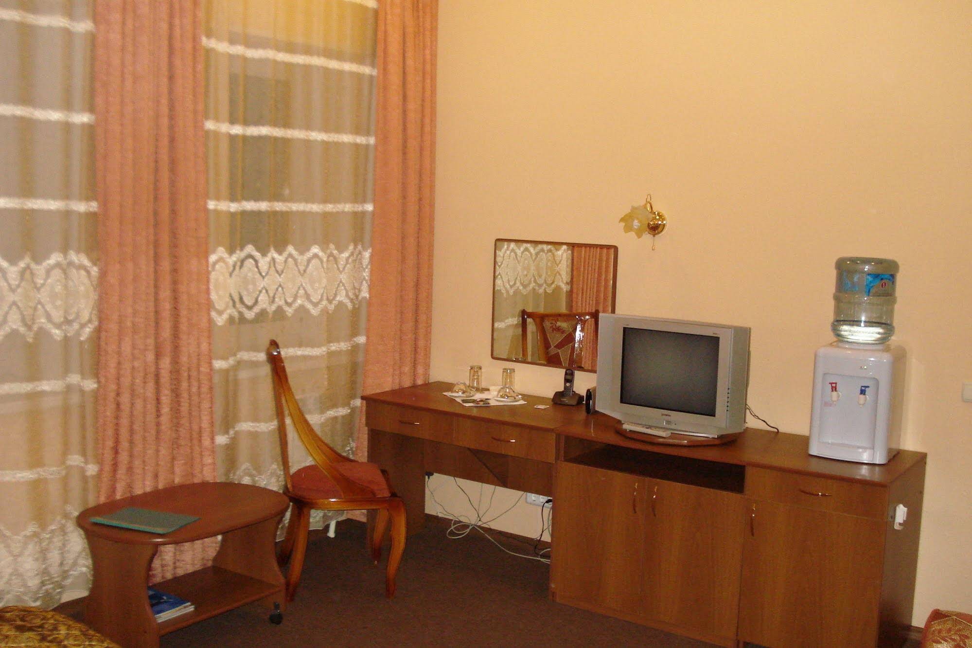 Yakhont Hotel