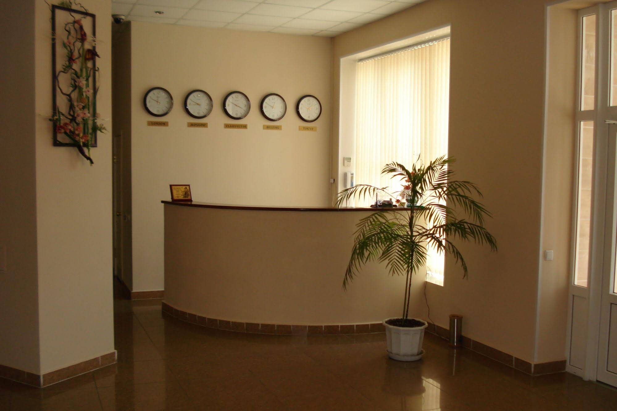 Yakhont Hotel