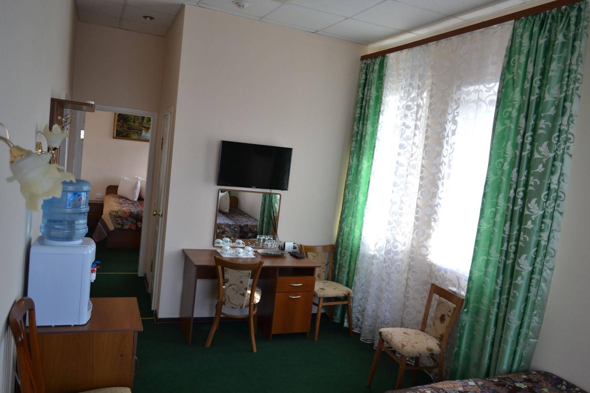 Yakhont Hotel