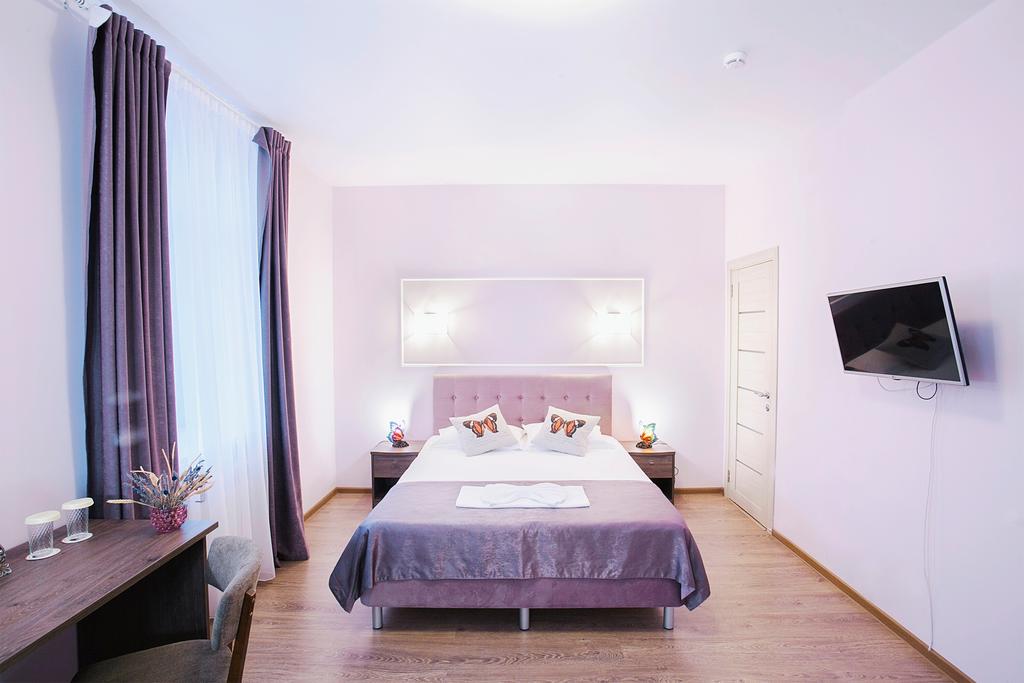 Farfalle Hotel