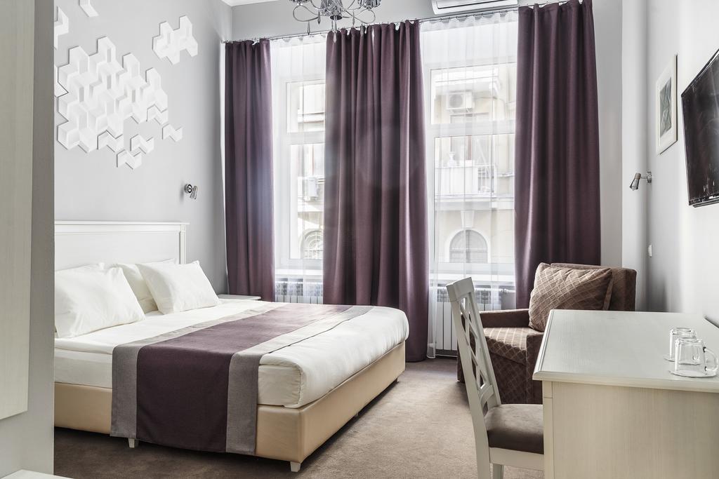 Florinn Hotel