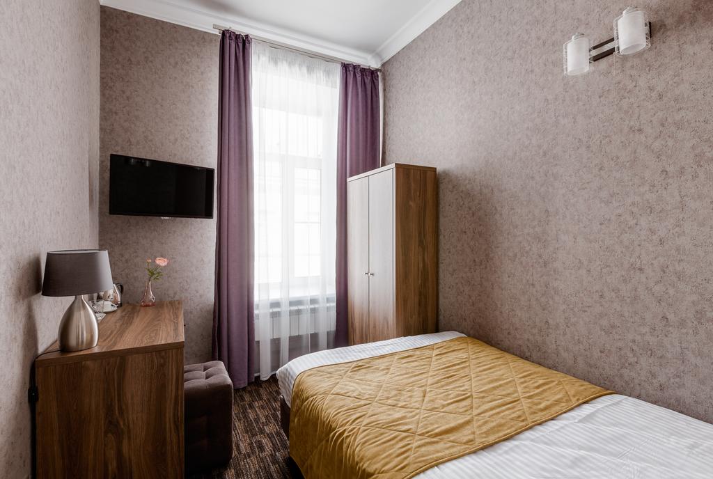 Florinn Hotel