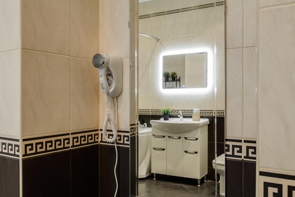 Florinn Hotel