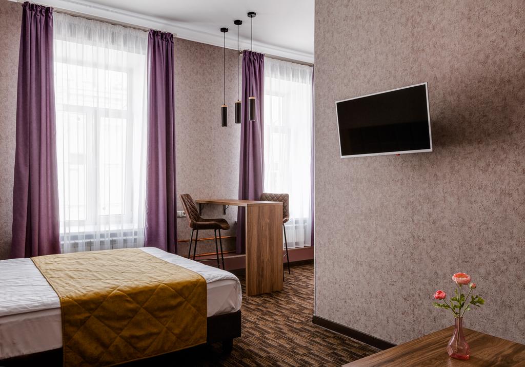 Florinn Hotel