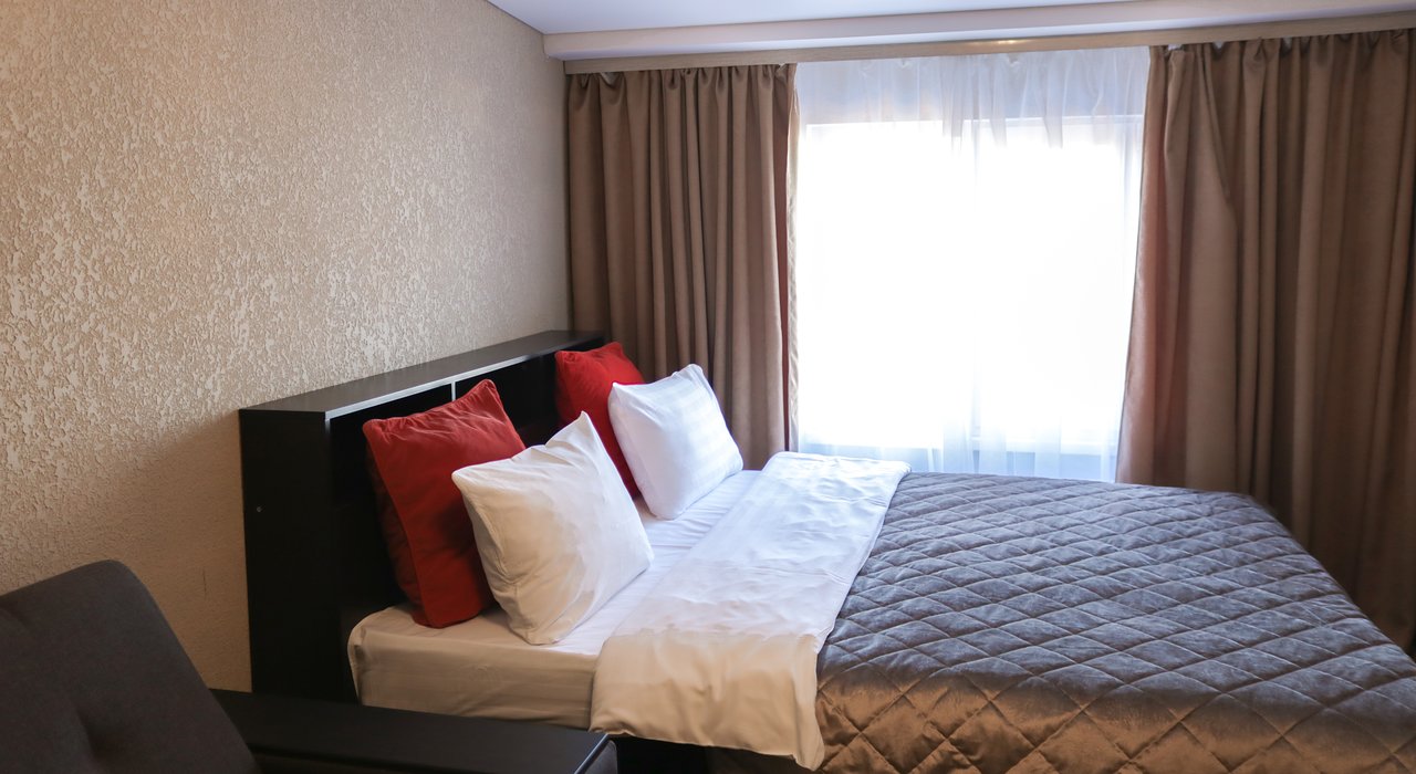 Gallery Voyage Hotel