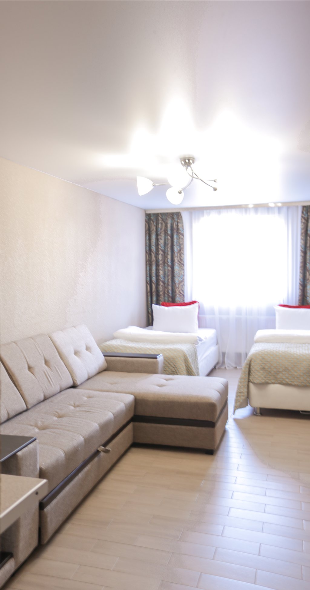 Gallery Voyage Hotel