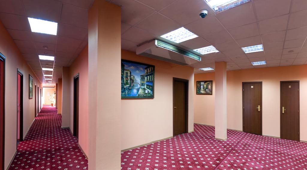 Rus Hotel