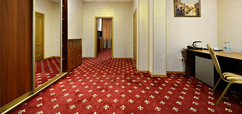 Rus Hotel