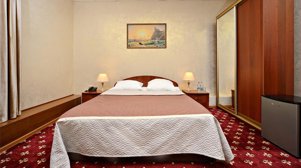 Rus Hotel