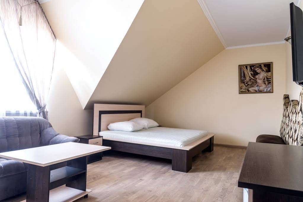 Duet Hotel
