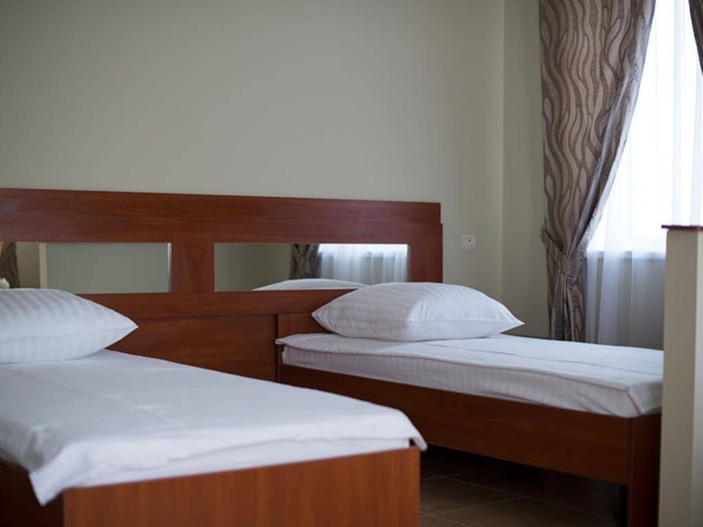 Duet Hotel