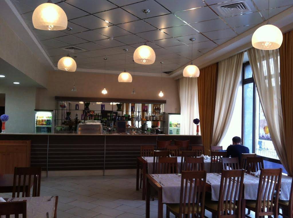 Akademiya Hotel