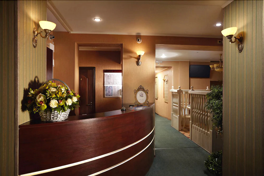 Kroshka Enot Hotel