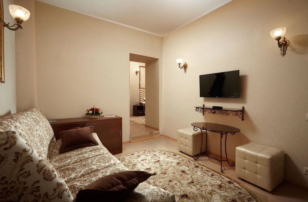 Kroshka Enot Hotel