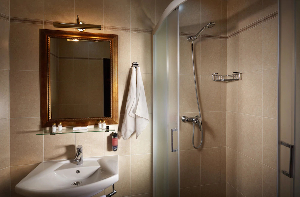 Kroshka Enot Hotel