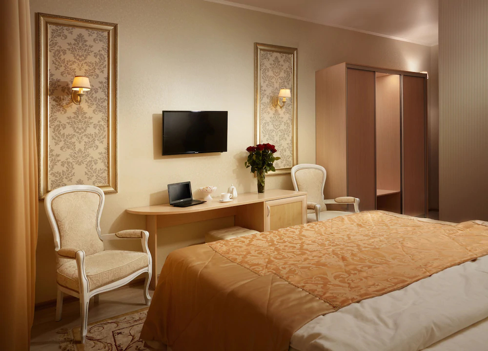 Kroshka Enot Hotel
