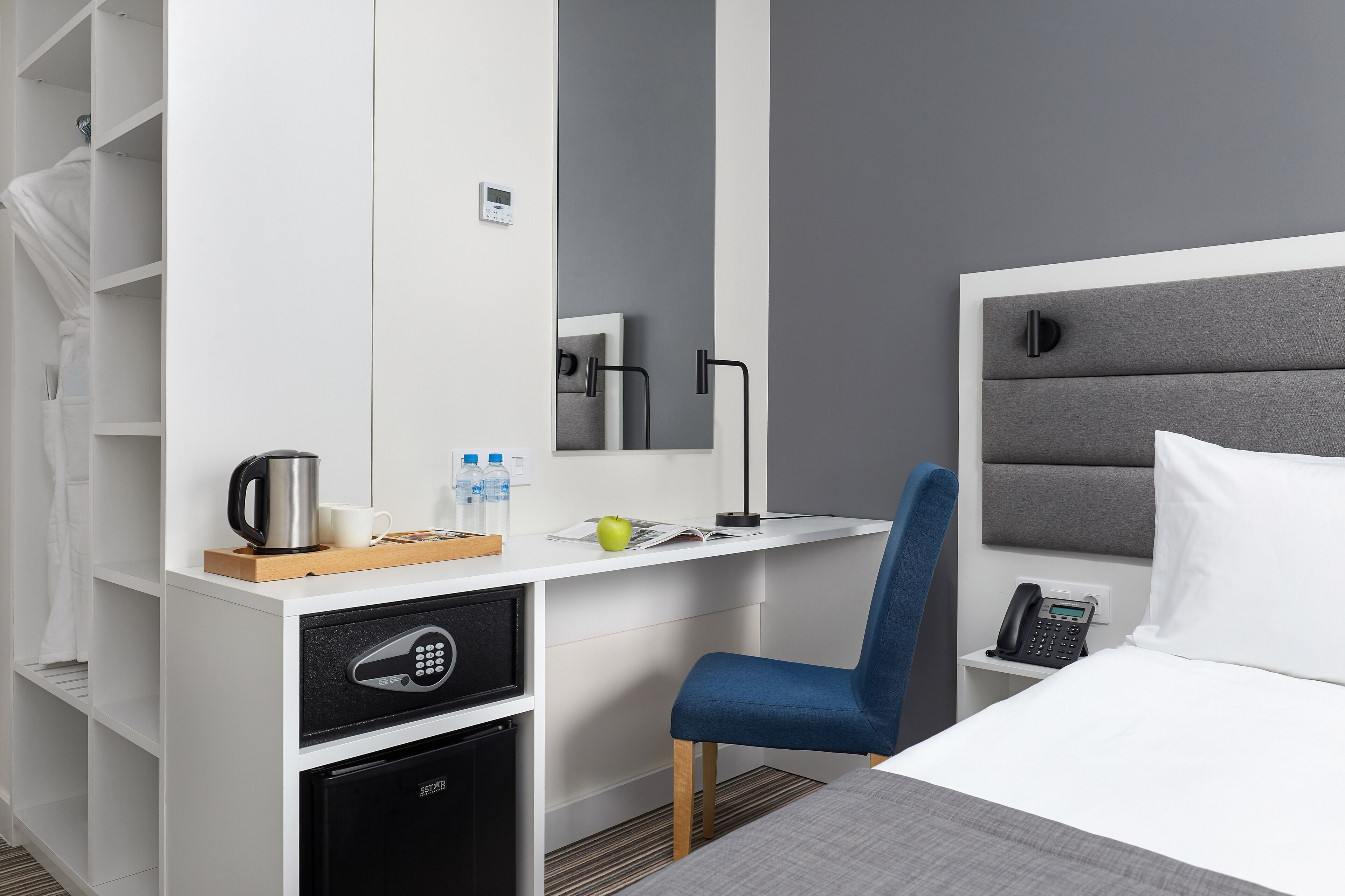 1 Art Hotel
