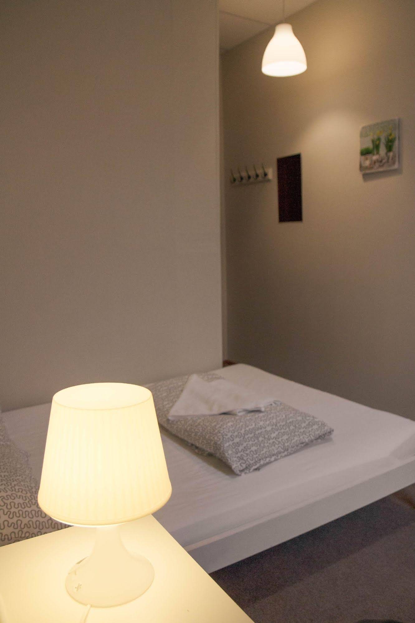 Ah-Hotel