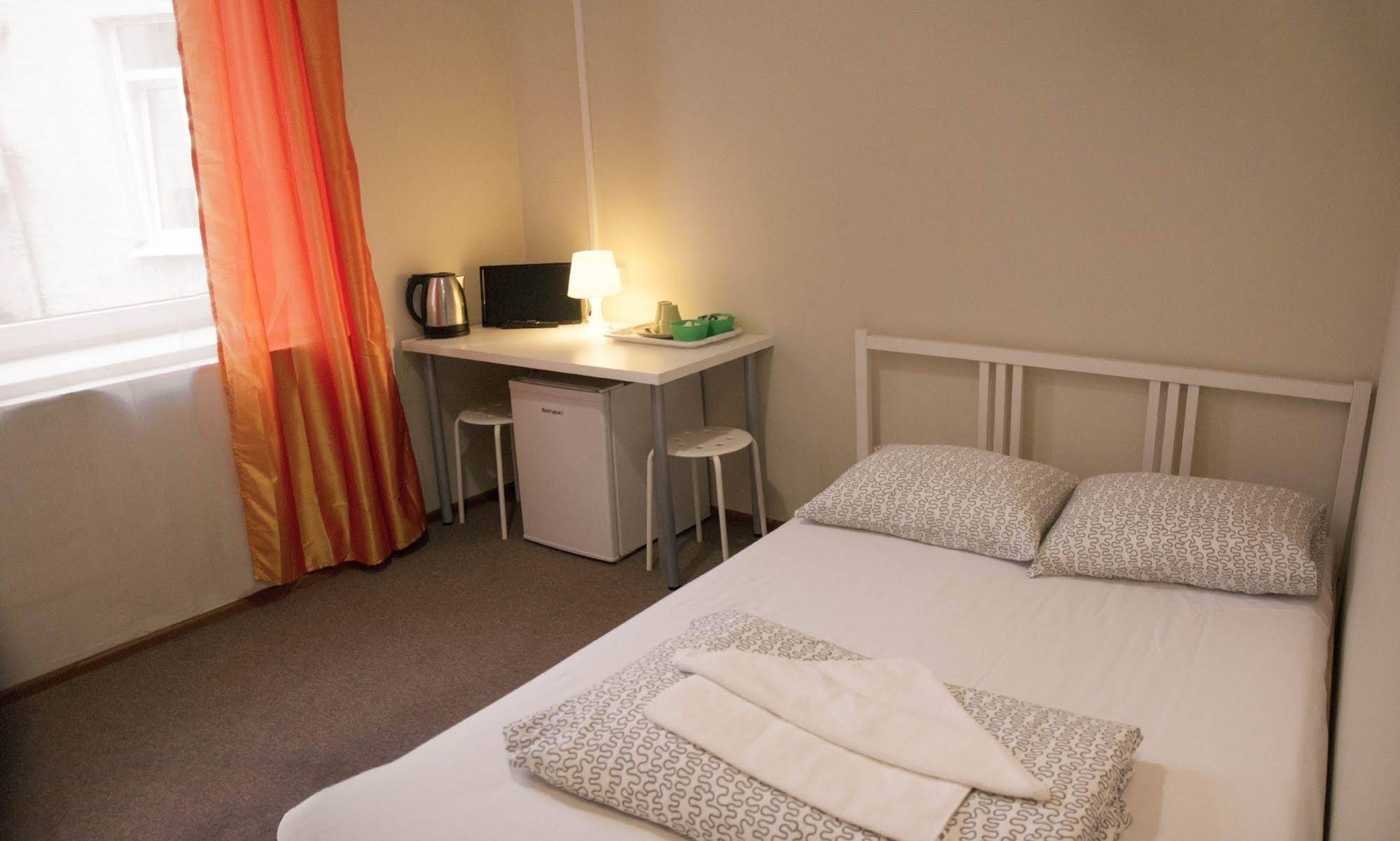 Ah-Hotel