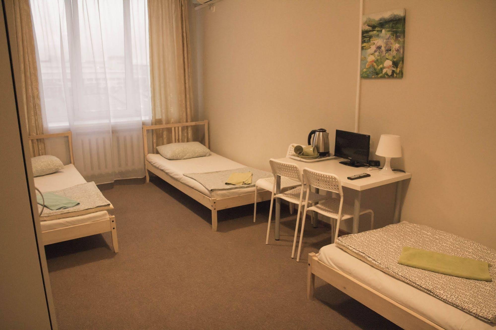 Ah-Hotel