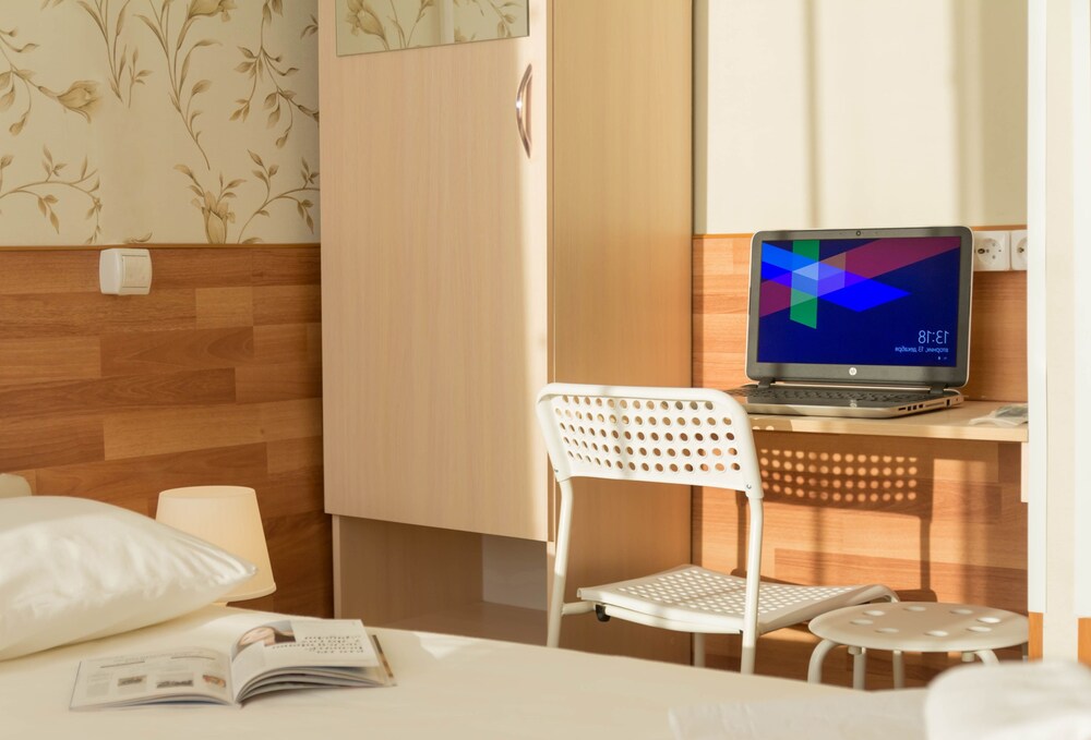 Ahome Hotel On Okruzhnaya