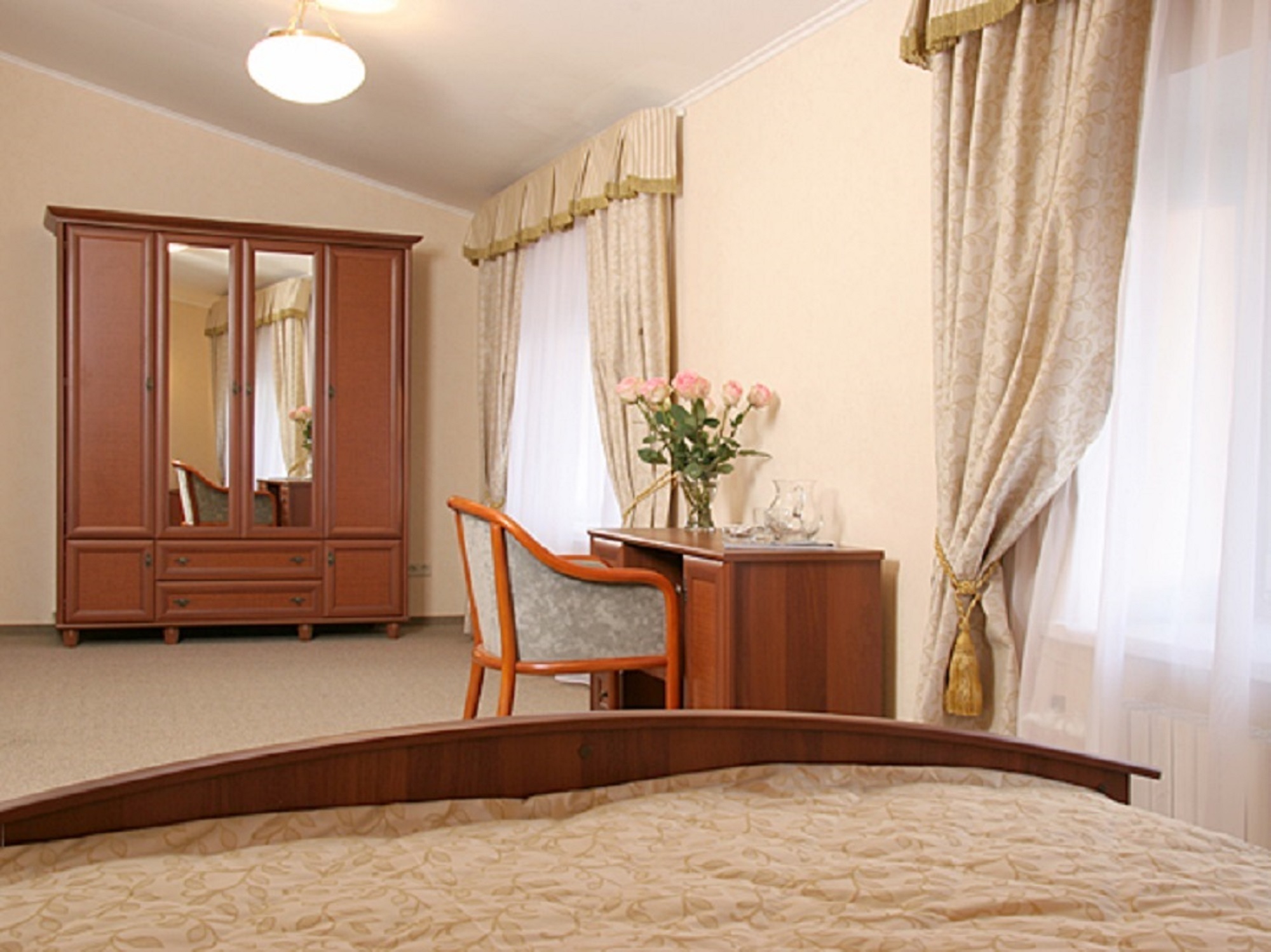 B60 Hotel