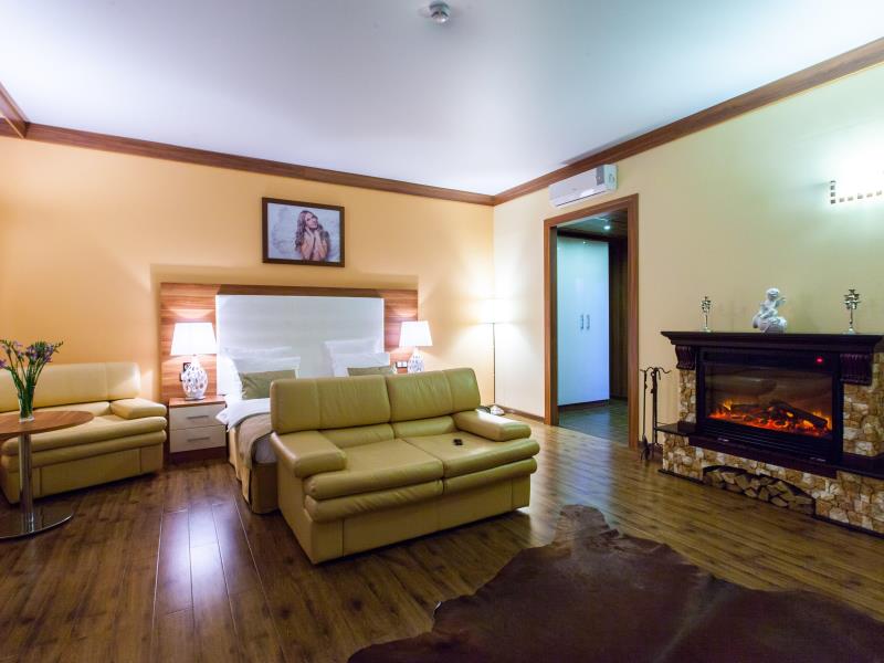 Angel Hotel