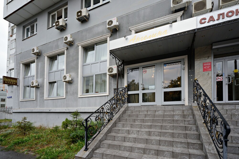 Angelina Hotel