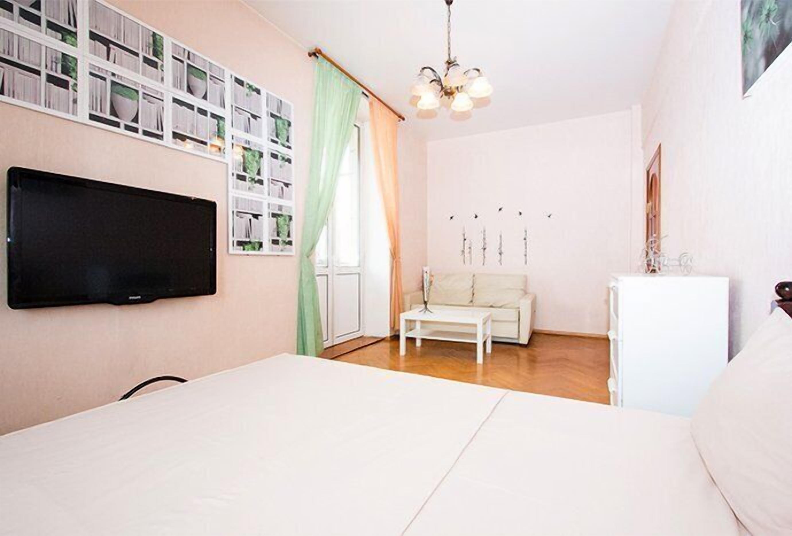 Apartlux on Karetnyy Ryad