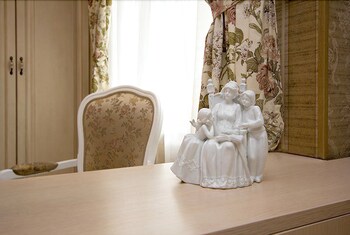 ApartLux on Kvesisstskaya Street