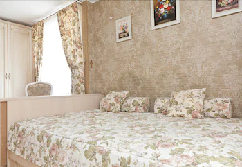 ApartLux on Kvesisstskaya Street