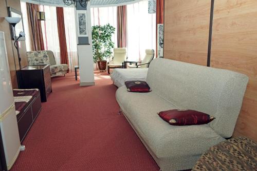 Apelsin Hotel On Yugo Zapadnaya