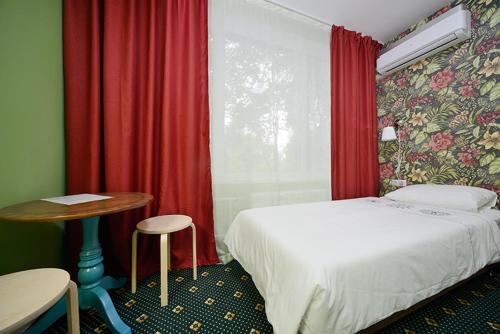 Apelsin Hotel On Yugo Zapadnaya