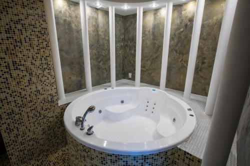 Apelsin Hotel On Yugo Zapadnaya