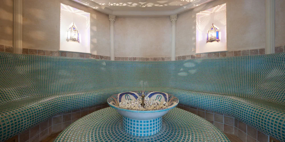 Arthurs Village & Spa Hotel