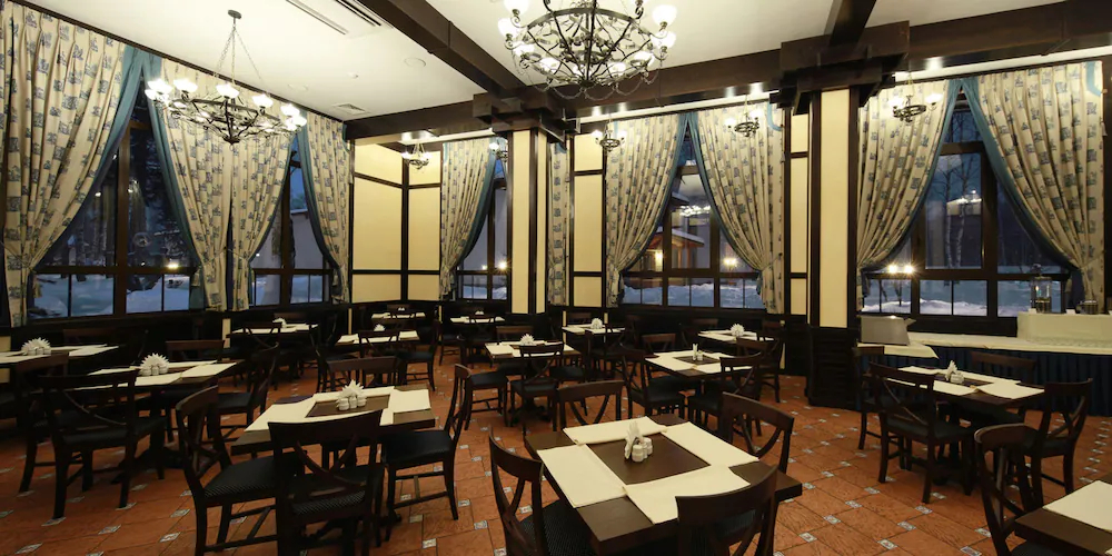 Arthurs Village & Spa Hotel