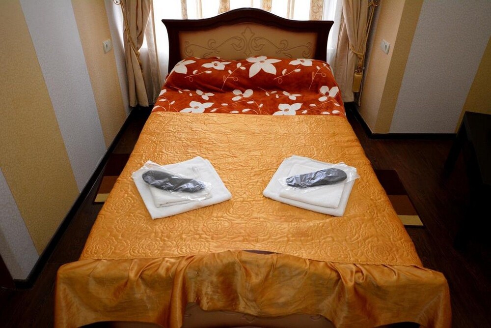 Aviator Hotel