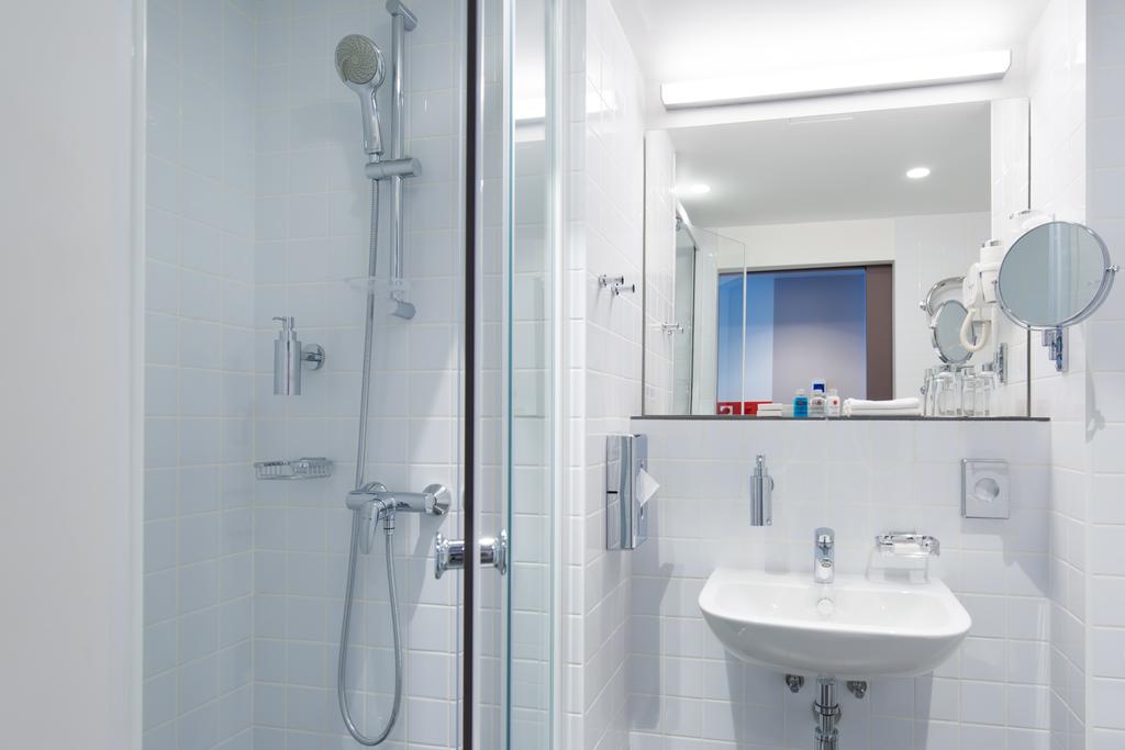 AZIMUT Hotel Smolenskaya Moscow