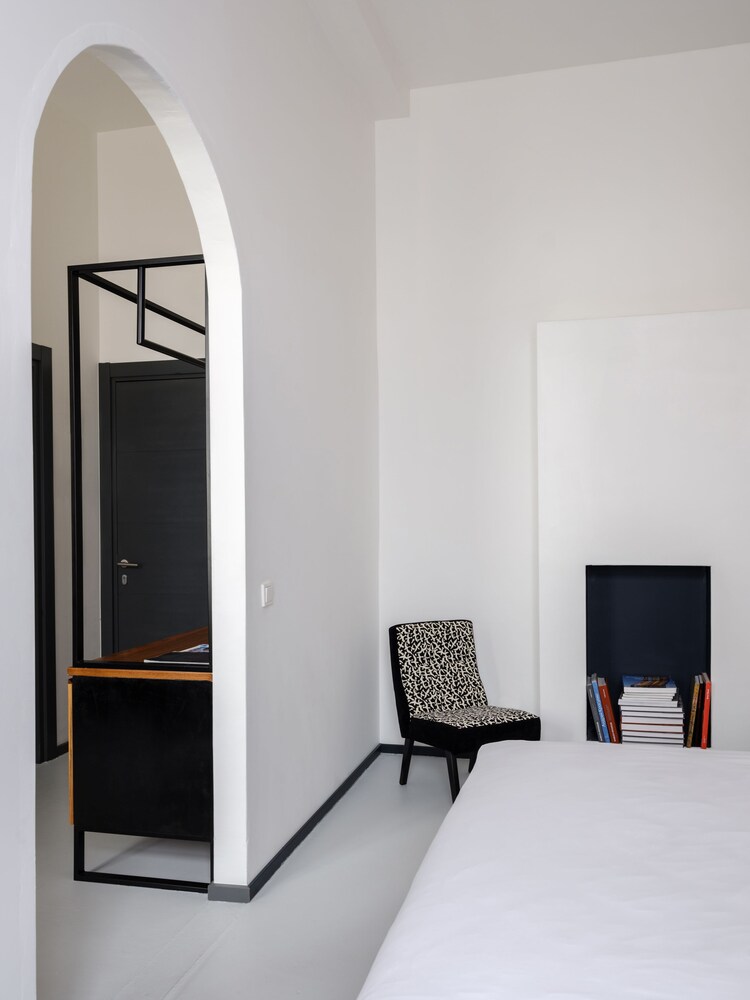 Brick Design Hotel