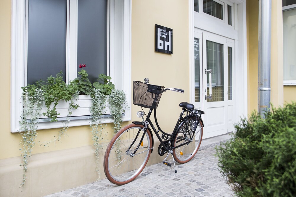 Brick Design Hotel
