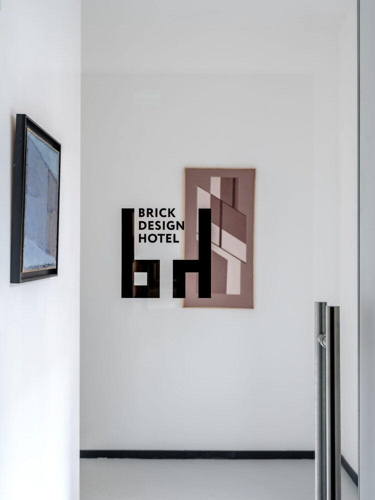 Brick Design Hotel