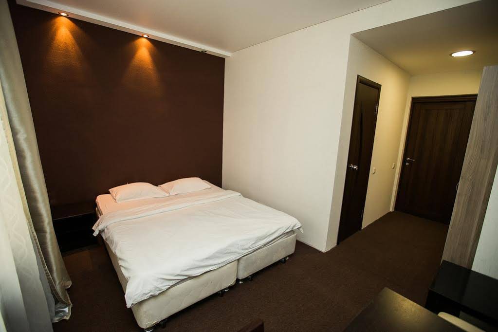 Business City Hotel