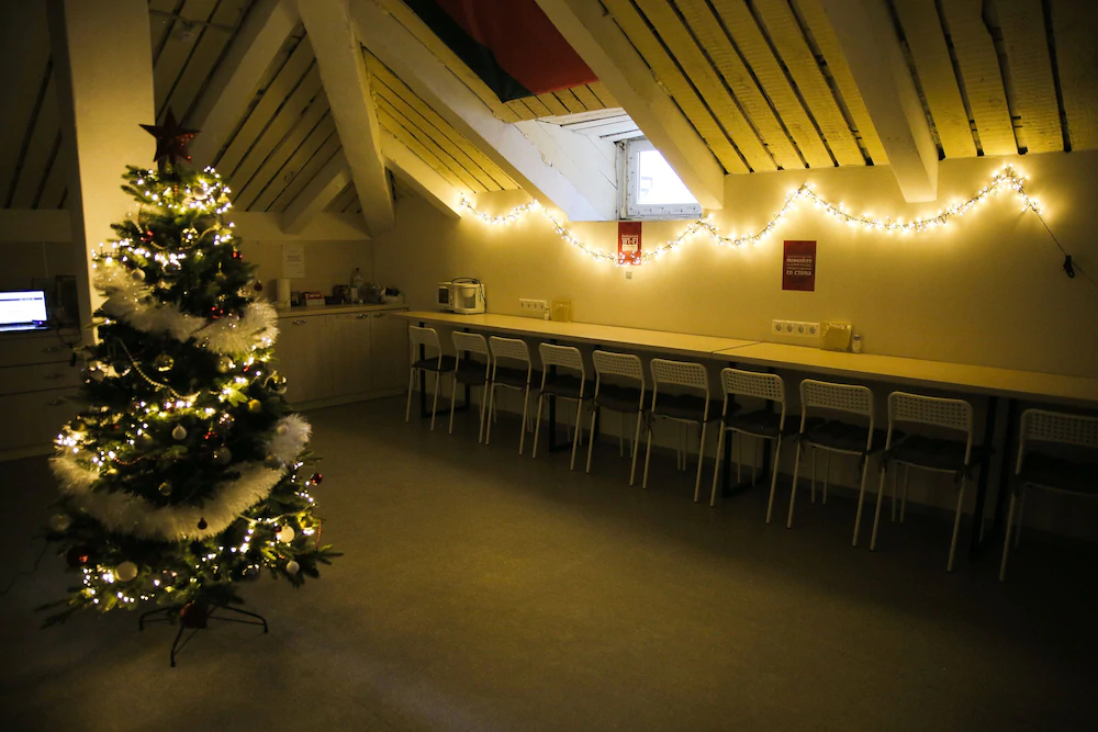 ArtCapsule Hostel